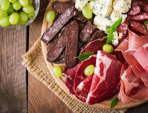 1-antipasto-catering-platter-with-bacon-jerky-saus-2026-03-19-08-09-05-utc-2
